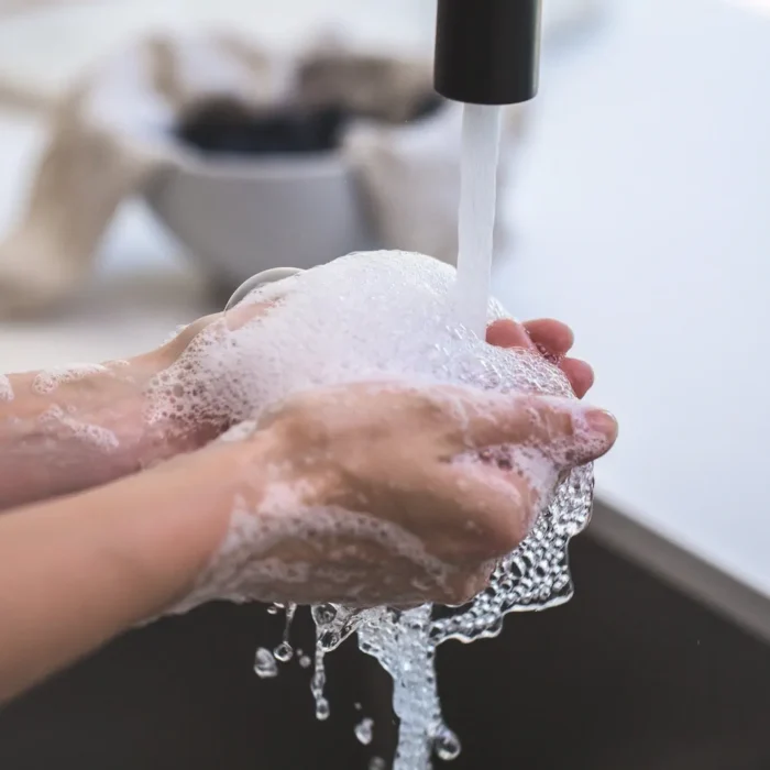 Hygiene corporelle Dipp 02 dégraissant cuisine 1L avec pulvérisateur